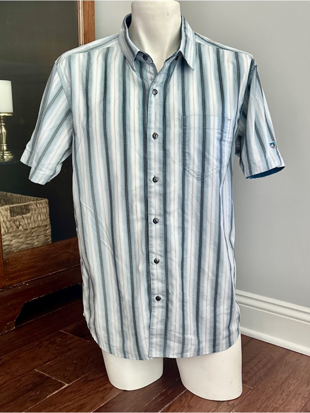 Kuhl Shirt Mens Button Up Down Casual Short Sleeve Outdoor Blue Striped L